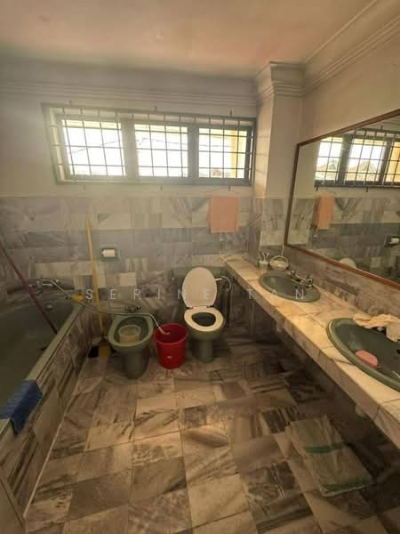 2-storey Terraced House for Sale in Taman Sri Putri (Skudai) - Serine Tan - Bathroom - PropertyGuru.com.my