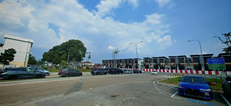 Indah Prime 2 @ Bukit Indah, Double Storey Shoplot Endlot 28x70 - 3