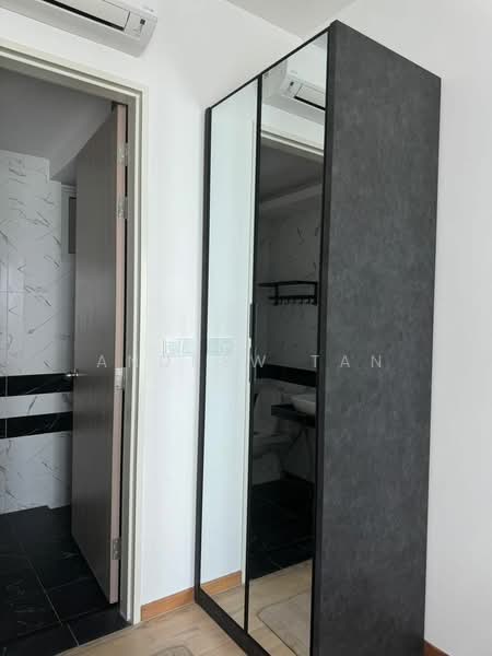 Condominium for Rent at QuayWest Residence - Andrew Tan - Bathroom - PropertyGuru.com.my