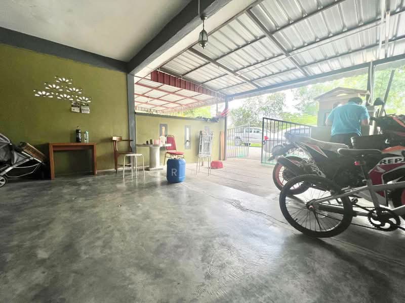 2-storey Terraced House for Sale in Sungai Buloh (Selangor) - Nurain . - Exterior - PropertyGuru.com.my