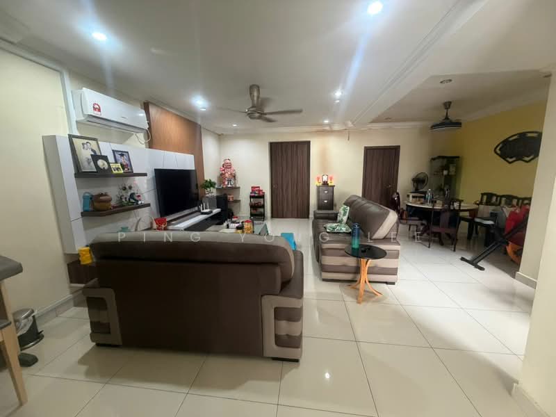 2-storey Terraced House for Sale in Bandar Seri Alam (Masai) - Ping Yong Lee - Living Room - PropertyGuru.com.my