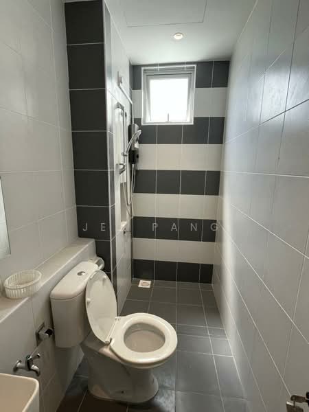 Service Residence for Sale at Camellia Residence - Jet Pang - Bathroom - PropertyGuru.com.my