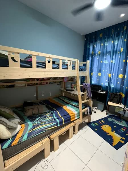 Service Residence for Sale at Camellia Residence - Jet Pang - Bedroom - PropertyGuru.com.my