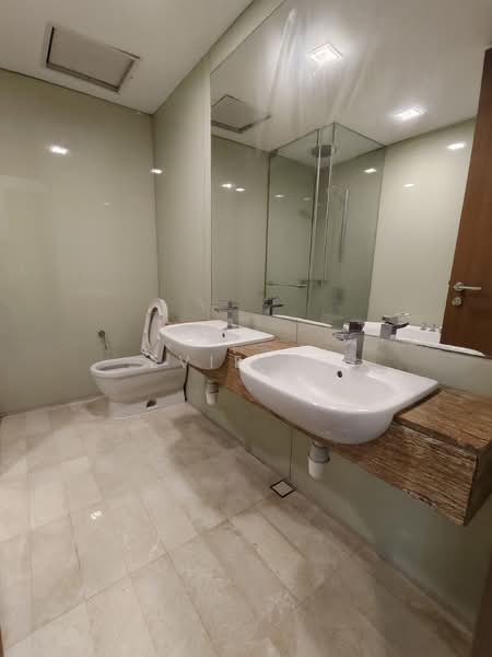 Service Residence for Sale at Vipod Residence - Evie Au - Bathroom - PropertyGuru.com.my