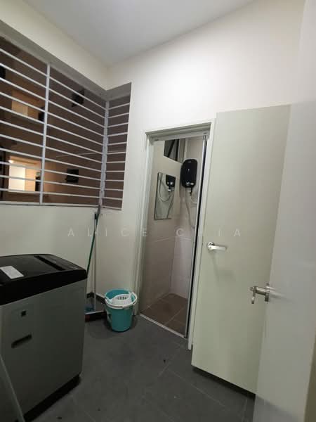 Service Residence for Rent at Marina Residence - Alice Chia - Bathroom - PropertyGuru.com.my