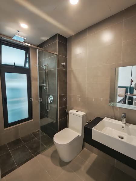 Service Residence for Sale at Sunway Belfield - Soon Kit Lee - Bathroom - PropertyGuru.com.my