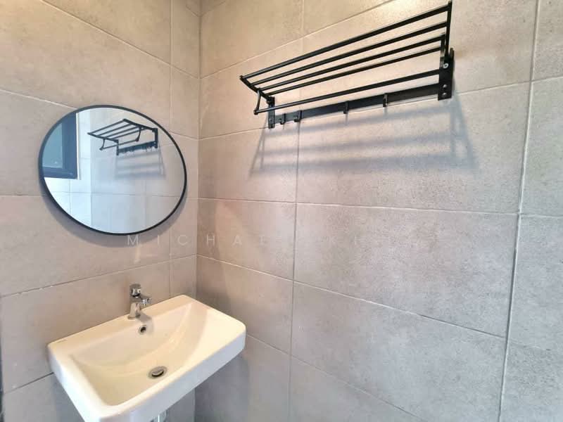 Servis Apartment untuk Dijual di Urban Suites - Michael Khng - Bathroom - PropertyGuru.com.my