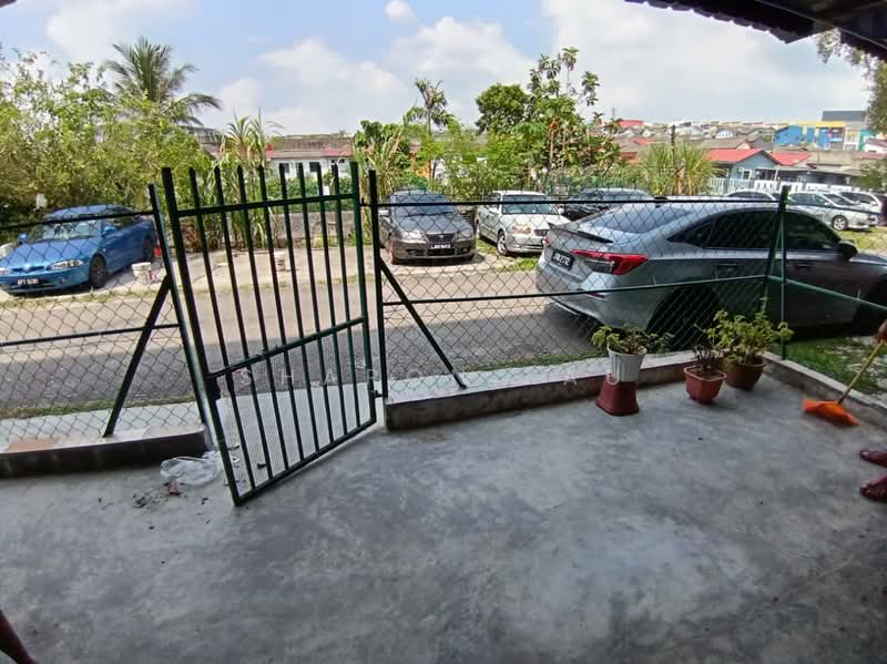 Flat for Rent at Flat Taman Ungku Tun Aminah - Sharon Lau - Exterior - PropertyGuru.com.my