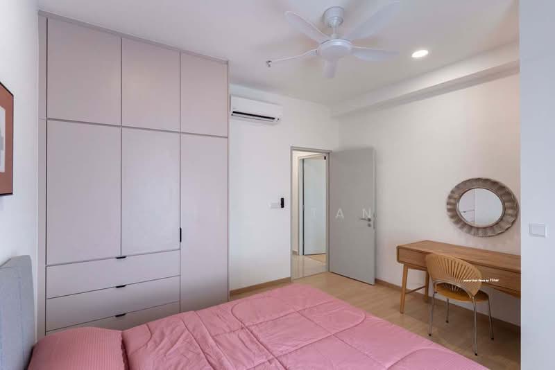 Servis Apartment untuk Disewa di BeCentral @ i-City - Vitas Tan - Bedroom - PropertyGuru.com.my