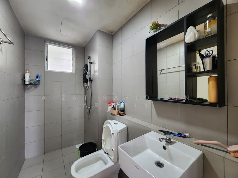 Lakefront Homes untuk Untuk Dijual - RM 450,000, Apr 2026 - Bathroom - PropertyGuru.com.my