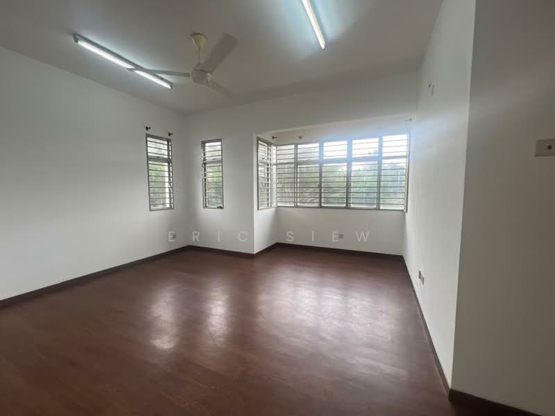 2-storey Terraced House for Sale in Shah Alam (Selangor) - Eric Siew - Living Room - PropertyGuru.com.my