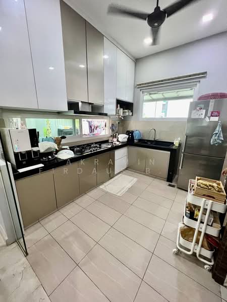 Aspen @ Garden Residence untuk Untuk Dijual - RM 3,300,000, Apr 2026 - Kitchen - PropertyGuru.com.my