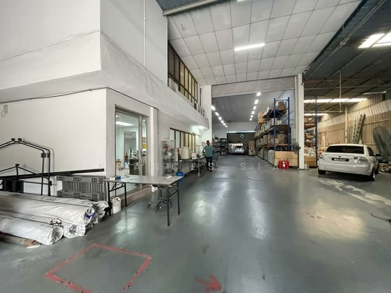 Factory for Rent in Taman Sains Selangor (Kota Damansara) - Frances Sia - Interior - PropertyGuru.com.my