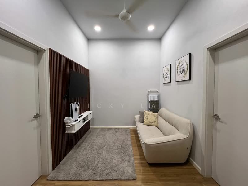 2-storey Terraced House for Sale in Tamansari (Rawang) - Nicky Lai - Living Room - PropertyGuru.com.my