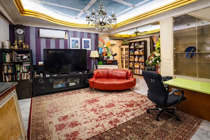 2-storey Terraced House for Sale in Usj 9 (Subang Jaya) - Nor Azdlin Adnan - Living Room - PropertyGuru.com.my