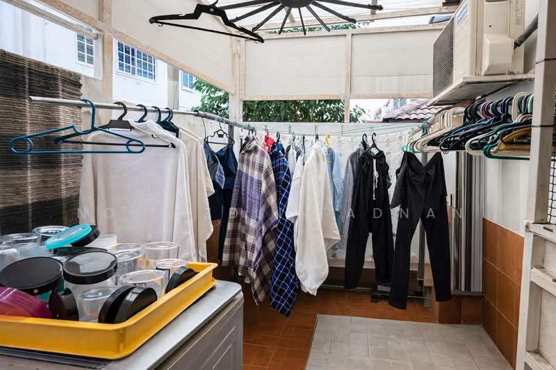 2-storey Terraced House for Sale in Usj 9 (Subang Jaya) - Nor Azdlin Adnan - Balcony - PropertyGuru.com.my