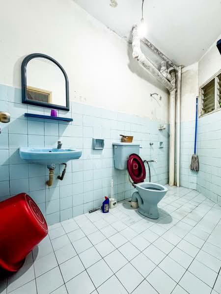 Desa View Towers untuk Untuk Dijual - RM 350,000, Apr 2026 - Bathroom - PropertyGuru.com.my