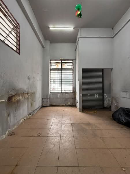 Kedai untuk Disewa di Taman Munshi Ibrahim (Tampoi) - Loh Lee Peng - Interior - PropertyGuru.com.my