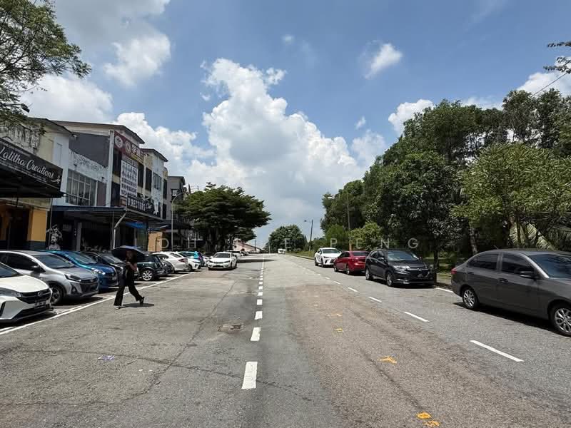 Kedai untuk Disewa di Taman Munshi Ibrahim (Tampoi) - Loh Lee Peng - Exterior - PropertyGuru.com.my