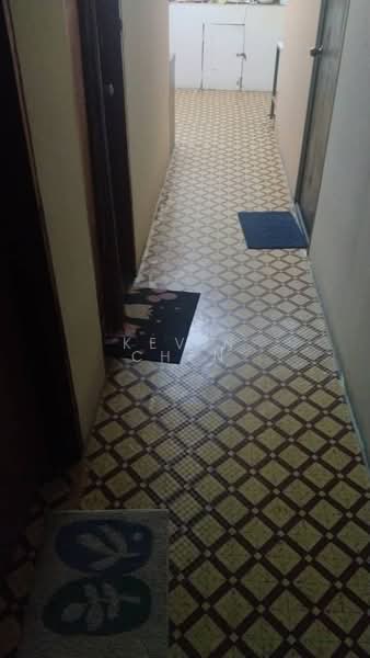 Shop / Office for Sale in Bandar Mahkota Cheras (Cheras) - Kevin Chen - Corridor - PropertyGuru.com.my