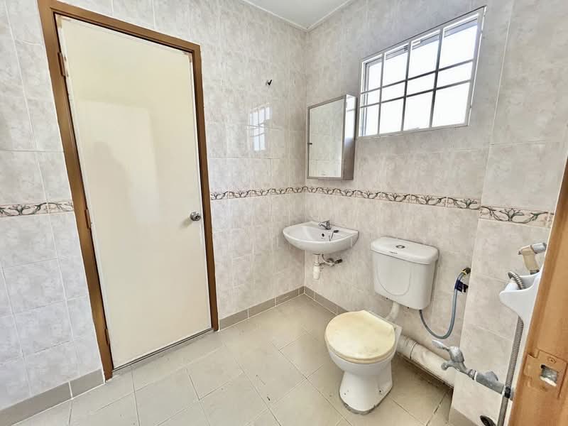 Mayang Sari untuk Untuk Dijual - RM 570,000, Apr 2026 - Bathroom - PropertyGuru.com.my