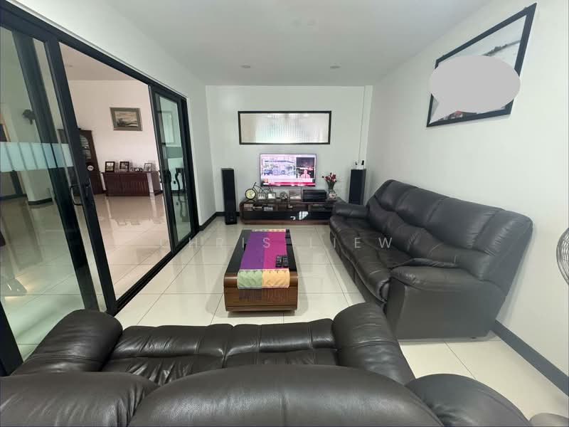 Taman Sri Tebrau untuk Untuk Dijual - RM 1,880,000, Apr 2026 - Living Room - PropertyGuru.com.my
