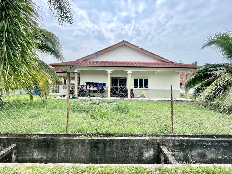 1-storey Terraced House for Sale in Kampung Tok Muda (Kapar) - Shamzjoe . - Exterior - PropertyGuru.com.my