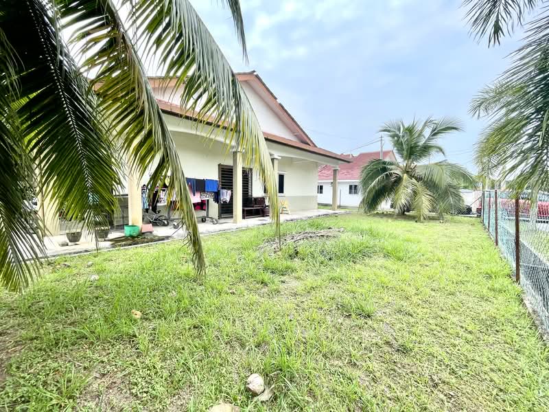 1-storey Terraced House for Sale in Kampung Tok Muda (Kapar) - Shamzjoe . - Exterior - PropertyGuru.com.my