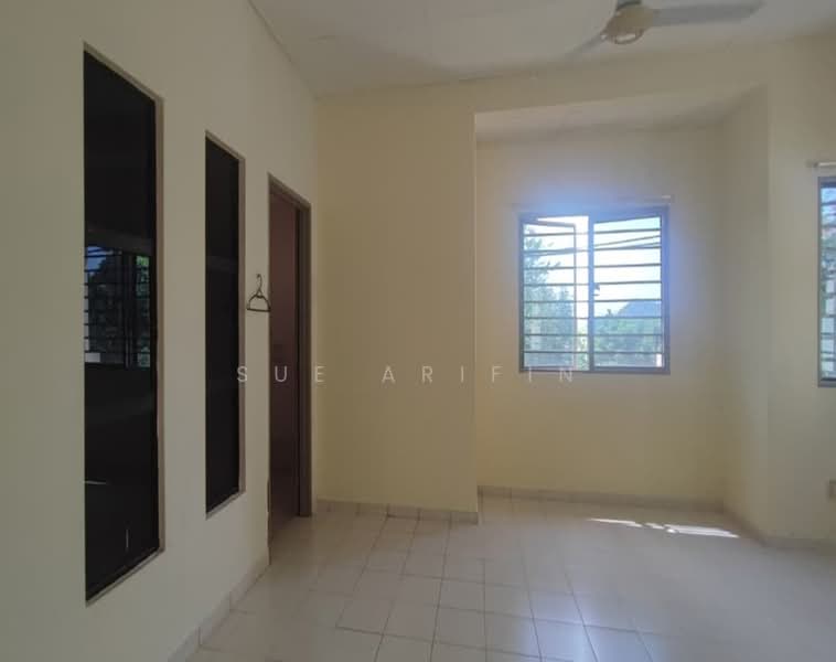 Rumah Teres 2 Tingkat untuk Dijual di Sungai Buloh (Selangor) - Sue Arifin - PropertyGuru.com.my