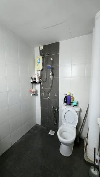 Apartment for Sale at De Kiara - Wennie Ho - Bathroom - PropertyGuru.com.my