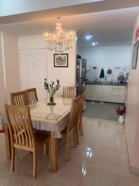 D'Piazza untuk Untuk Disewa - RM 2,000 /bulan, Apr 2026 - Dining Room - PropertyGuru.com.my
