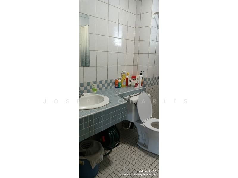 Kondominium untuk Dijual di Seri Bulan - Joseph Charles - Bathroom - PropertyGuru.com.my