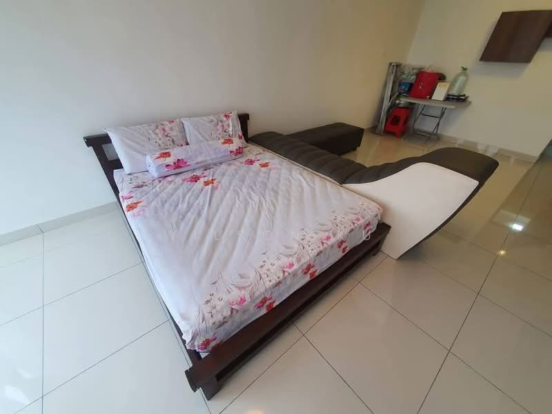 Servis Apartment untuk Disewa di KSL Residence @ Daya - Wilson Ku - Bedroom - PropertyGuru.com.my