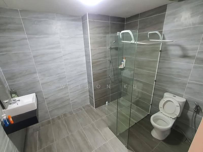 Servis Apartment untuk Disewa di KSL Residence @ Daya - Wilson Ku - Bathroom - PropertyGuru.com.my
