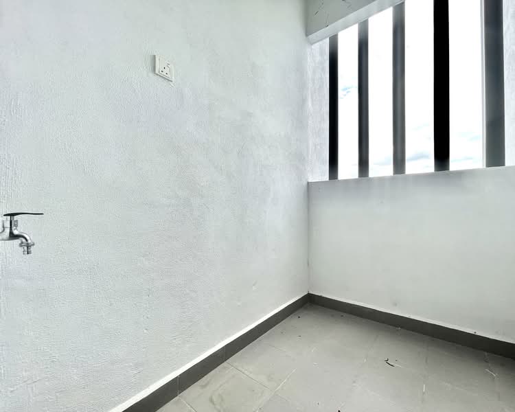 Aura Residence untuk Untuk Disewa - RM 3,000 /bulan, Apr 2026 - Balcony - PropertyGuru.com.my