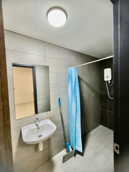 Service Residence for Rent at The New Duo @ Edumetro - Hailey Ho - Bathroom - PropertyGuru.com.my