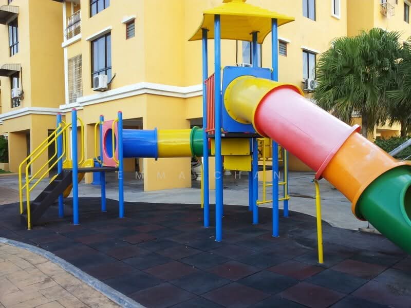 Kondominium untuk Disewa di Serina Bay - Emma Chan - Exterior - PropertyGuru.com.my