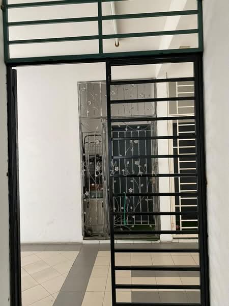 Pangsapuri untuk Disewa di Green Villa - Kamil Radzuan - Entrance - PropertyGuru.com.my