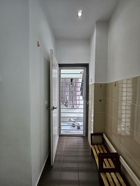 3-storey Terraced House for Rent in Semenyih (Selangor) - KK HEW - Entrance - PropertyGuru.com.my