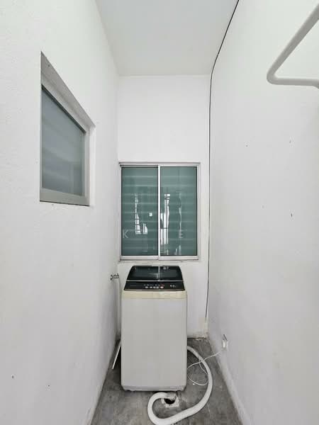 3-storey Terraced House for Rent in Semenyih (Selangor) - KK HEW - Interior - PropertyGuru.com.my
