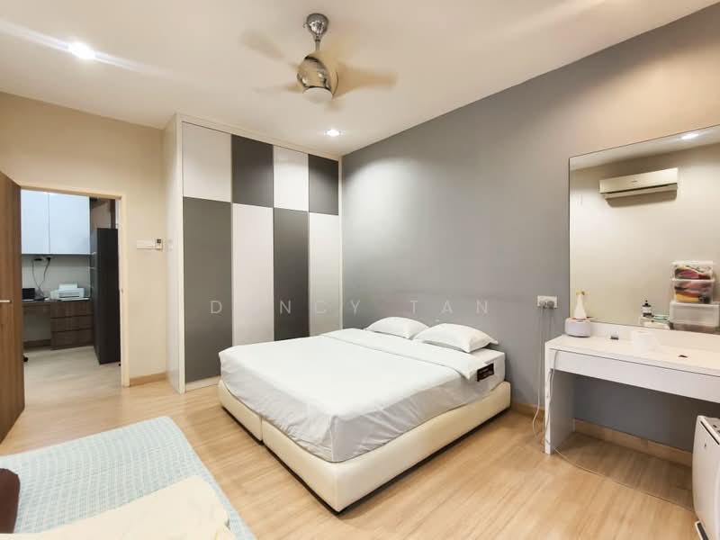 Taman Desa Tebrau untuk Untuk Dijual - RM 1,700,000, Apr 2026 - Bedroom - PropertyGuru.com.my