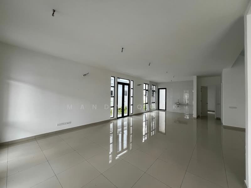 Cluster House for Rent in Setia Tropika (Johor Bahru) - Mandy Quek - Living Room - PropertyGuru.com.my