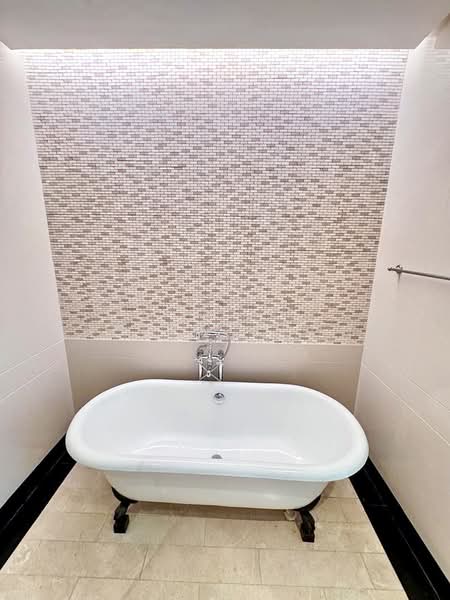 Condominium for Rent at Quayside Seafront Resort Condominiums - Andrew Chong - Bathroom - PropertyGuru.com.my