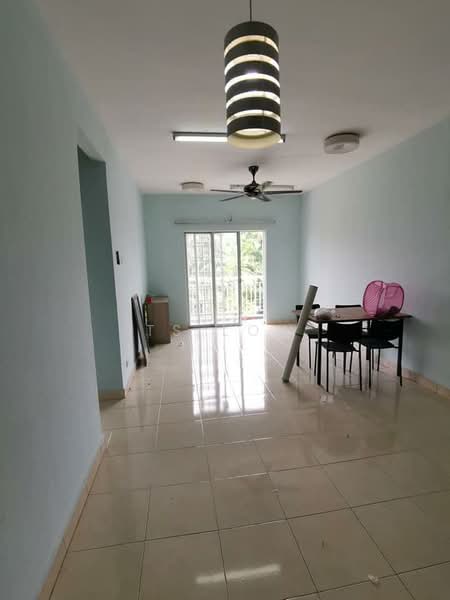Kristal Heights untuk Untuk Dijual - RM 390,000, Apr 2026 - Living Room - PropertyGuru.com.my