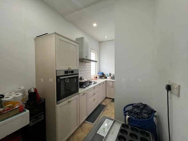 2-storey Terraced House for Sale in Bandar Puncak Alam (Puncak Alam) - Shiqin Saidin - Kitchen - PropertyGuru.com.my