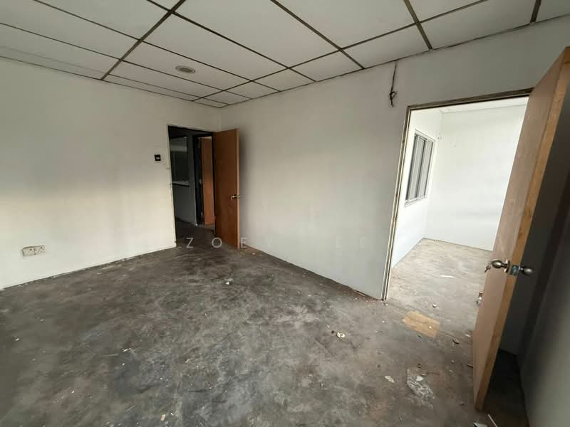 Shop for Rent in Johor Bahru (Johor) - Zoey Lee - Interior - PropertyGuru.com.my