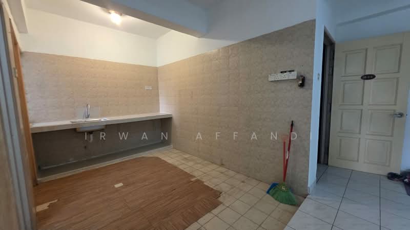 Condominium for Sale at Sri Mahligai - Irwan Affandi - Kitchen - PropertyGuru.com.my