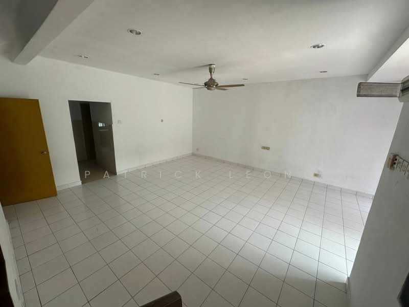 Rumah Teres 2 Tingkat untuk Dijual di Desa Coalfields (Ijok) - Patrick Leong - Living Room - PropertyGuru.com.my