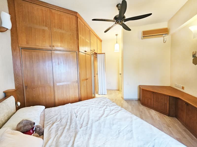 Condominium for Sale at Marina Tower (Ratu Mutiara) - Eiffel Huam - Bedroom - PropertyGuru.com.my