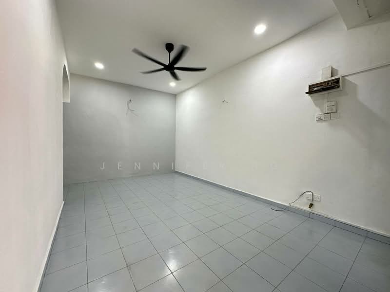 1-storey Terraced House for Sale in Taman Selatan (Kulai) - Jennifer Ng - Interior - PropertyGuru.com.my